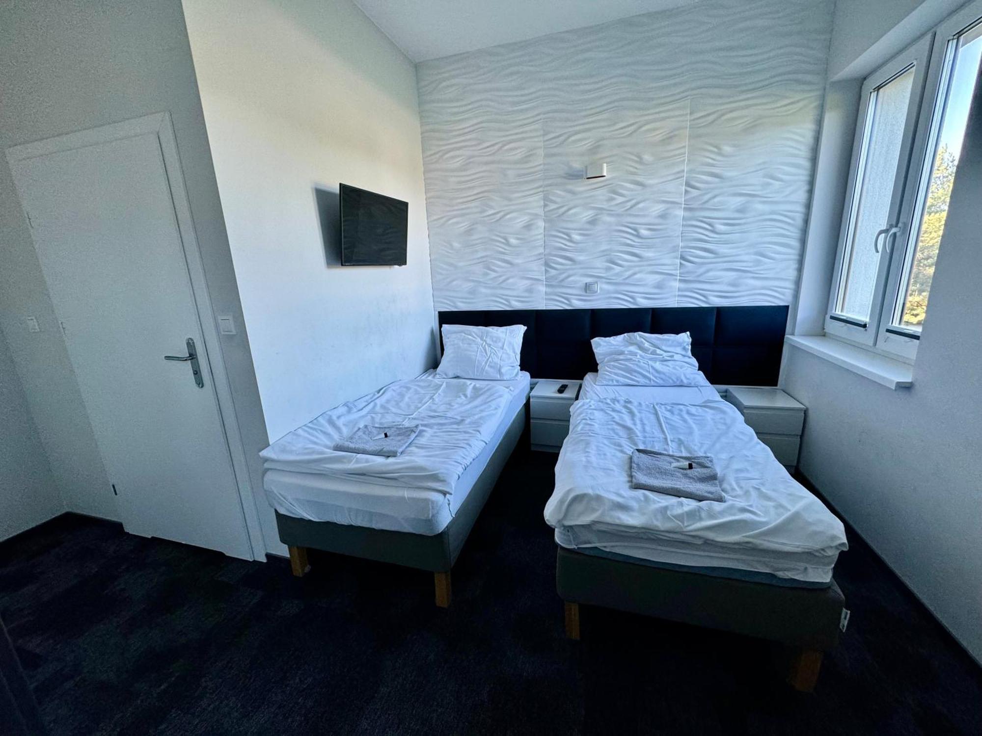 Hotel Lesny Korne エクステリア 写真